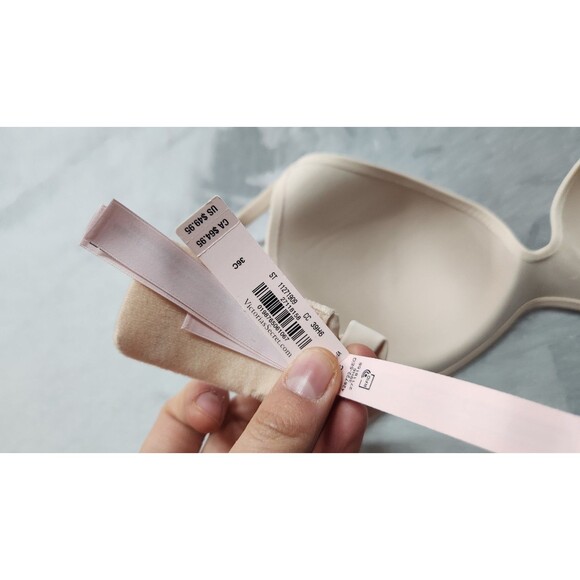 NWT Victoria's Secret 36C Marzipan FlexFactor Lightly Lined Plunge Bra - Picture 6 of 6